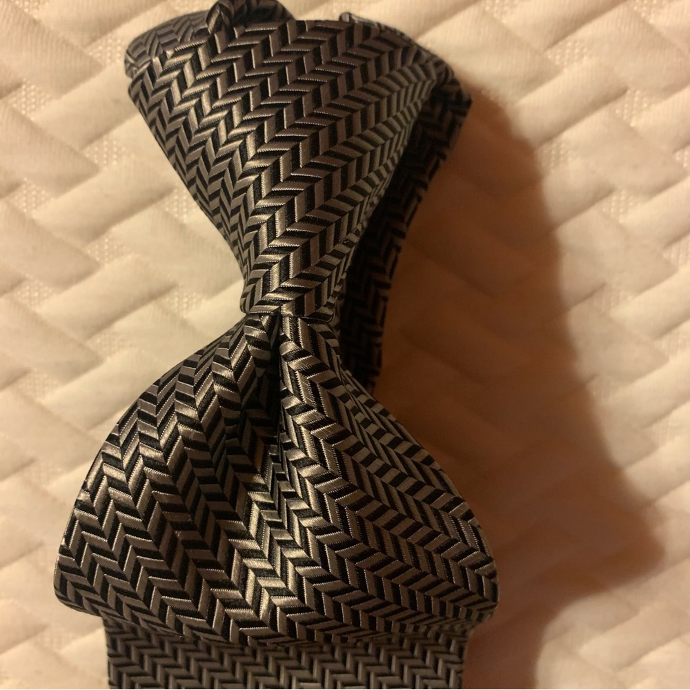 Paul Fredrick Men’s Necktie in Herringbone Gray Multi Woven